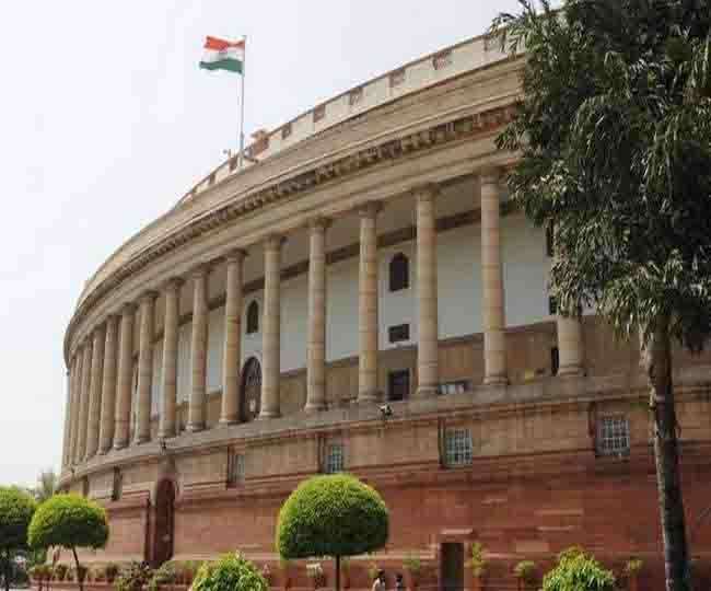 दिल्ली में उपराज्यपाल को ज्यादा अधिकार देने वाले विधेयक को संसद की मंजूरी, हंगामे के बीच राज्यसभा से भी पारित