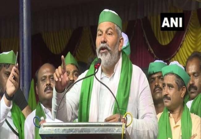 किसान नेता राकेश टिकैत के खिलाफ कर्नाटक में केस दर्ज, भड़काऊ भाषण देने का है आरोप