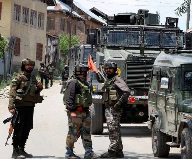 Jammu Kashmir: कश्मीर के सोपोर में काउंसलरों पर आतंकी हमला, काउंसलर-जवान शहीद