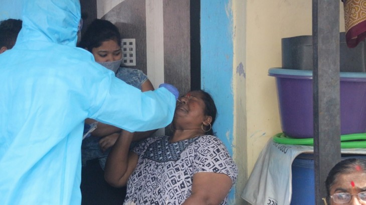 महाराष्ट्र में 24 घंटे में रिकॉर्ड 31,855 नए कोरोना केस, राजधानी में भी बढ़ा खतरा