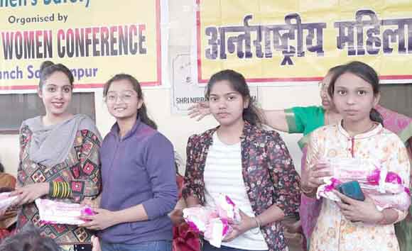 महिला जागरूकता शिविर लगाया