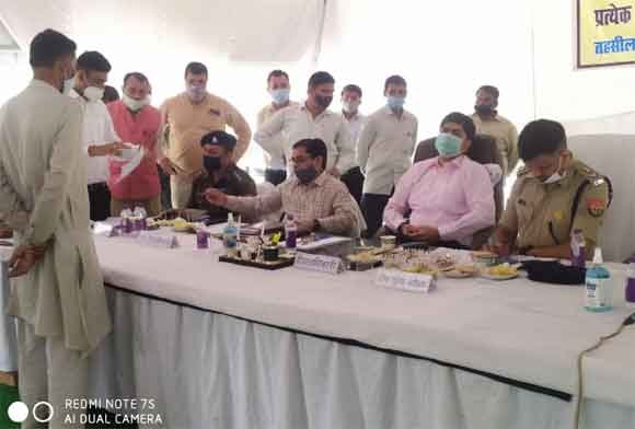 शिकायतों के निस्तारण में फर्जी आंकड़ेबाजी न की जाए – जिलाधिकारी