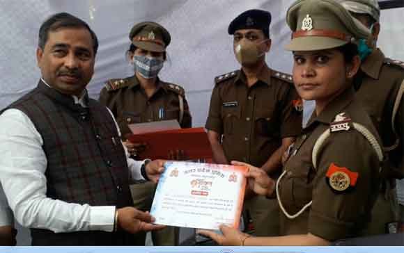 महिलाओं के सम्मान व सुरक्षा का  काम कर रही भाजपा सरकार: बृजेश सिंह