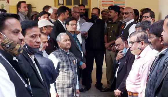 अधिवक्ता ओमकार को आत्महत्या के लिए उकसाने वालों को मिले कड़ी सजा