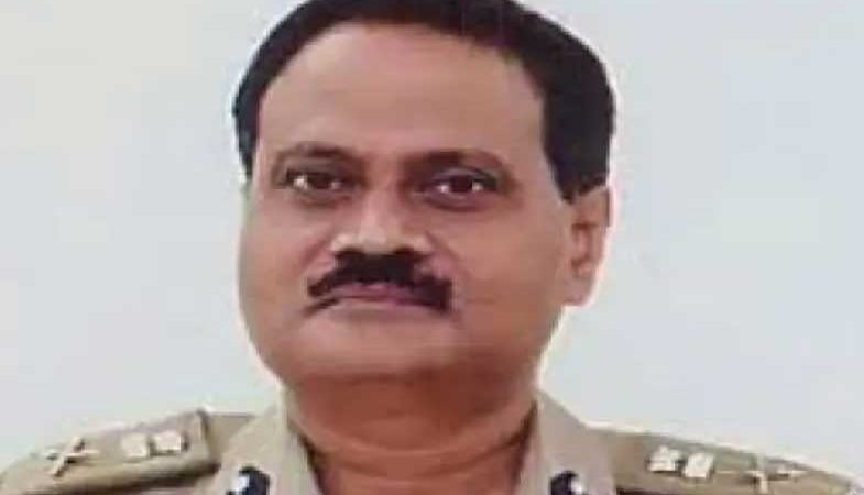 उत्तर प्रदेश में 30 मार्च तक पुलिसकर्मियों की छूटियाँ निरस्त