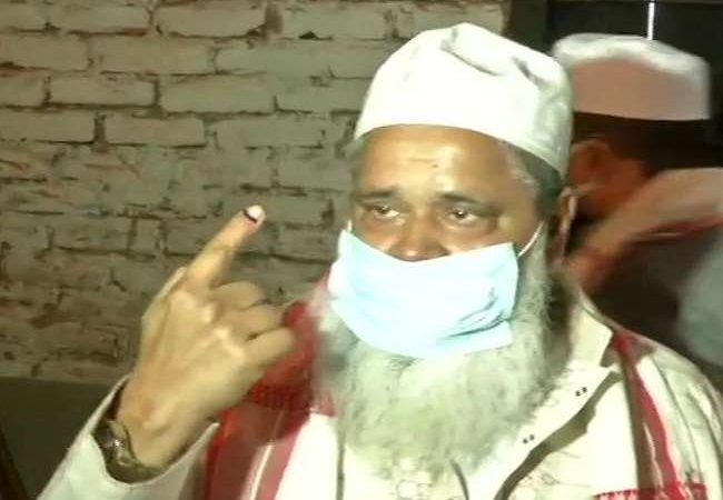 Assam Chunav 2021 Voting LIVE: AIUDF प्रमुख बदरुद्दीन अजमल ने डाला वोट, 39 सीटों पर वोटिंग जारी