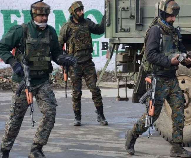 Nowgam Militant Attack: श्रीनगर नौगाम में भाजपा नेता के घर आतंकवादी हमला, पुलिसकर्मी शहीद