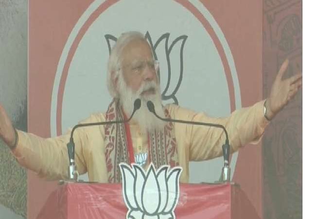 Live: जयनगर से तृणमूल कांग्रेस पर पीएम मोदी का वार, बोले- गाली देने वाली दीदी कह रही हैं Cool Cool