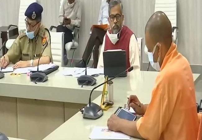 COVID-19 in UP: कोरोना वायरस संक्रमण पर UP में कक्षा आठ तक के निजी तथा सरकारी स्कूल 11 अप्रैल तक बंद