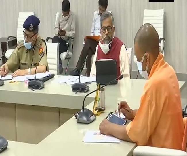 COVID-19 in UP: कोरोना वायरस संक्रमण पर UP में कक्षा आठ तक के निजी तथा सरकारी स्कूल 11 अप्रैल तक बंद