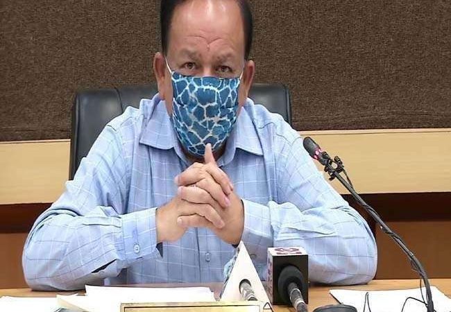 कोरोना के बढ़ते मामलों और टीकाकरण को लेकर हर्षवर्धन करेंगे 11 राज्‍यों के स्‍वास्‍थ्‍य मंत्रियों के साथ बैठक
