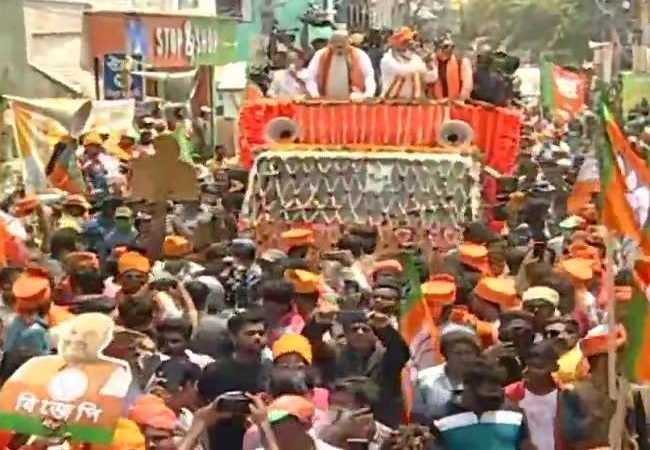 Bengal Vidhan Sabha Chunav: सिंगुर में ममता के खिलाफ अमित शाह की हुंकार, रोड शो में उमड़ा जनसैलाब