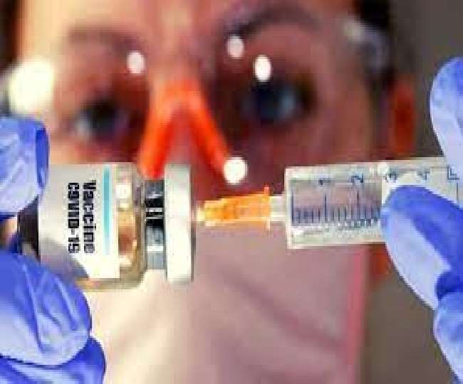 भारत में वैक्सीन की मांग पर बढ़ी चिंता, कोवैक्स ने कहा- सीरम कानूनी तौर पर टीका सप्लाई करने को बाध्य