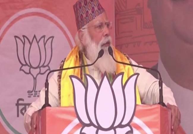 प्रधानमंत्री नरेंद्र मोदी का ममता बनर्जी पर हमला, कहा- बढ़ती जा रही है ‘दीदी’ की बौखलाहट