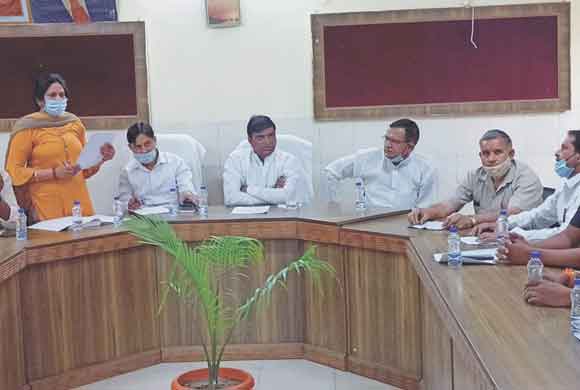 मात्र 13 मिनट सभी 6 प्रस्ताव हुए पारित
