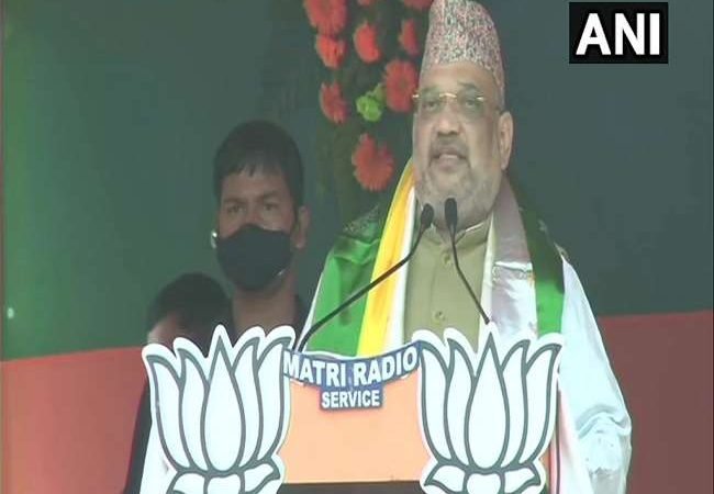 LIVE: दार्जिलिंग में बोले शाह- दीदी ने भाजपा-गोरखा एकता तोड़ने का प्रयास किया, देना है मुंहतोड़ जवाब