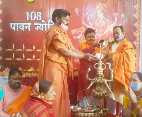 जीवों के कुल का उद्धार करने वाली आदि शक्ति हैं मां कात्यायनी: कालेंद्रानंद