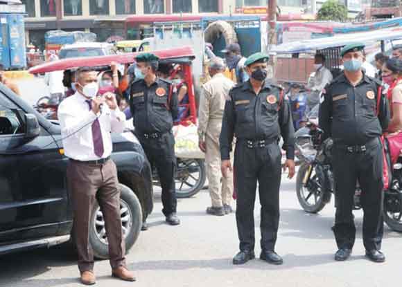 कोरोना से जंग जीतने को निगम ने पूरी ताकत झोंकी