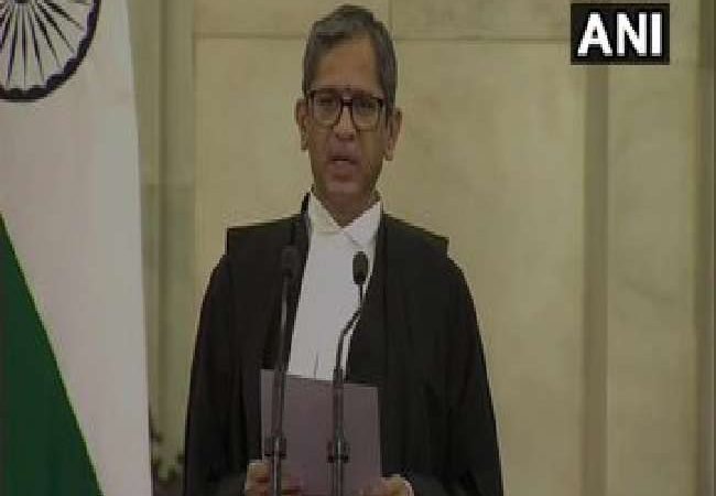 सुप्रीम कोर्ट के चीफ जस्टिस बने एनवी रमन्ना, राष्ट्रपति रामनाथ कोविन्द ने दिलाई शपथ
