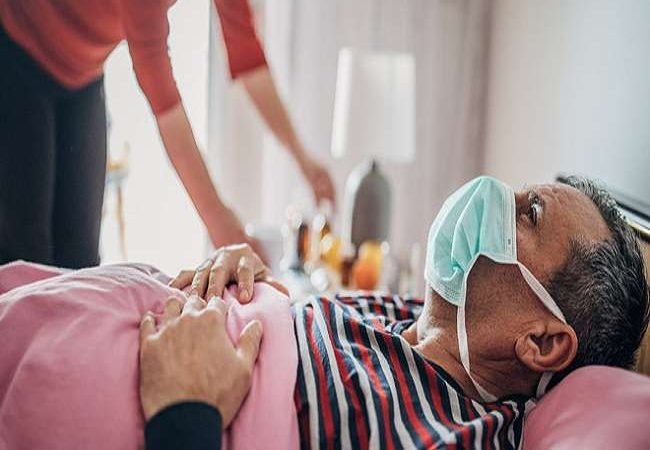 Coronavirs Update: कोरोना से घबराइए नहीं, घर पर भी ऐसे दे सकते हैं संक्रमण को मात