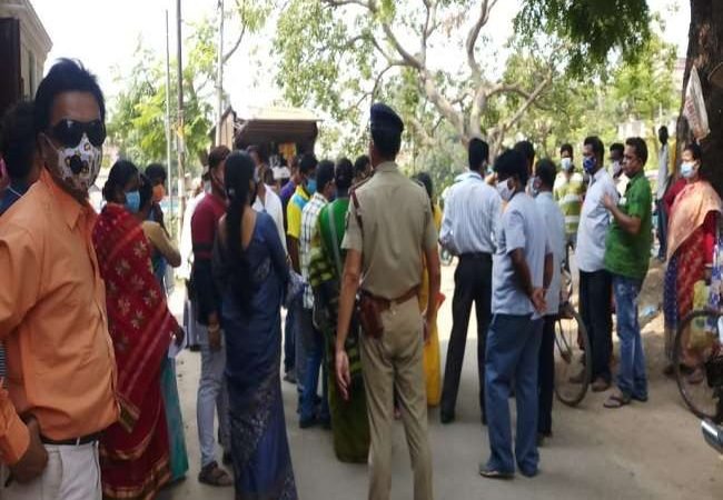 LIVE West Bengal Assembly Election 2021: आखिरी चरण की वोटिंग में हिंसा की खबर, तीन बजे तक 68.46 फीसद मतदान