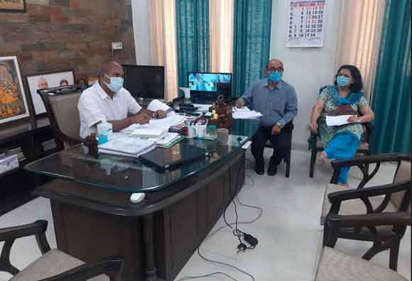 शनिवार रात 08 बजे से सोमवार सुबह 07 बजे तक साप्ताहिक बंदी आरोग्य मेले 15 मई तक स्थगित
