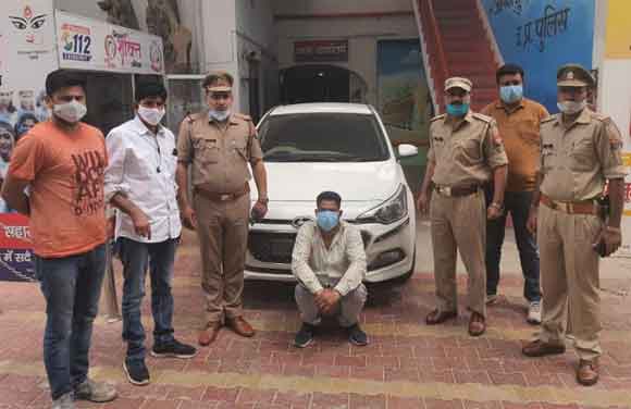 पुलिस ने तीन माह पूर्व लुटी कार की बरामद, एक बदमाश गिरफ्तार