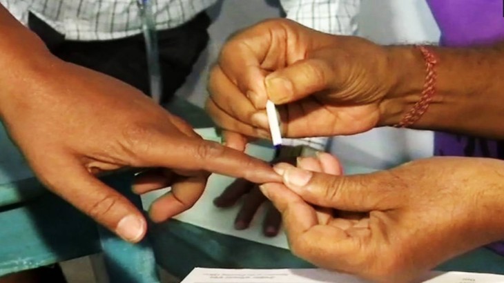 चुनावी रैलियों में कोरोना प्रोटोकॉल को लेकर EC ने बुलाई ऑल पार्टी मीटिंग
