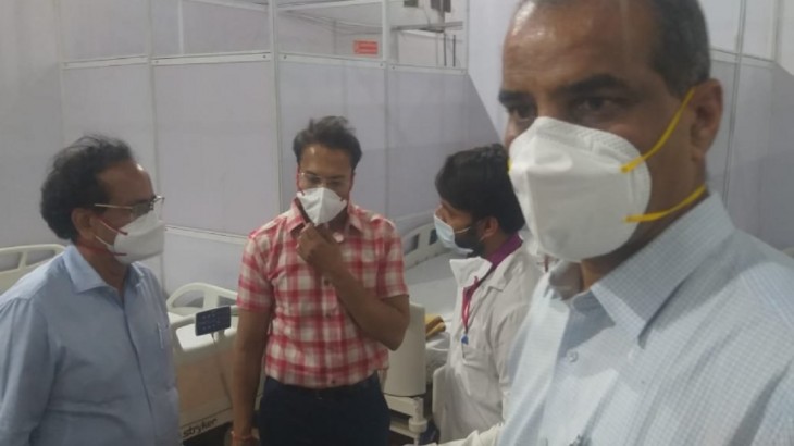 Corona Alert: एक दिन में 1.31 लाख नए केस, मौत के आंकड़े भी भयावह