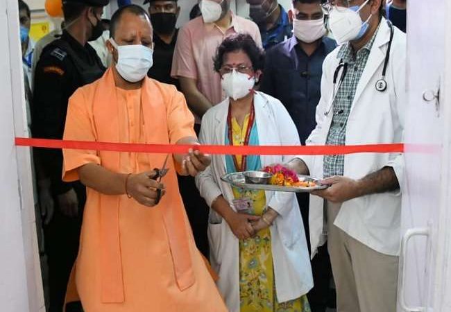 COVID-19 Vaccination in UP: लखनऊ सहित प्रदेश के सात शहरों में आज से 18 वर्ष से अधिक उम्र के लोगों का कोरोना टीकाकरण