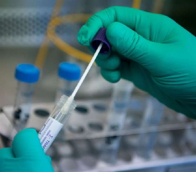 मई के पहले दिन टूटा रिकॉर्ड, सिर्फ दस दिनों में 3 लाख से 4 लाख के पार हुआ नए संक्रमितों का आंकड़ा; 3500 से अधिक मौतें दर्ज