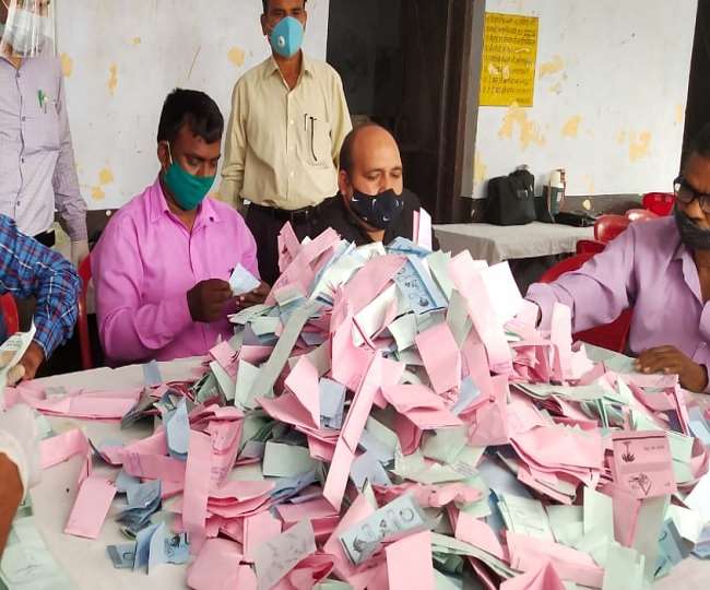LIVE UP Panchayat Chunav Result 2021: रायबरेली में बीडीसी प्रत्याशी गुड्डी देवी व सुमित्रा विजयी