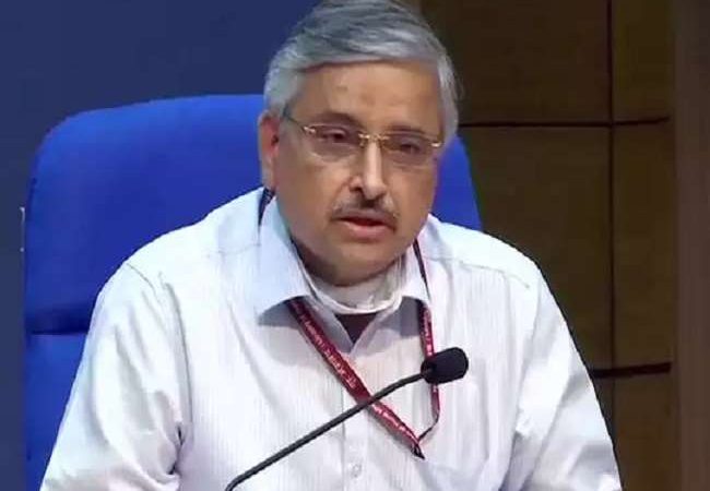 एम्स के निदेशक रणदीप गुलेरिया ने बताई तरकीज, कैसे देश में पाए कोरोना संक्रमण पर काबू