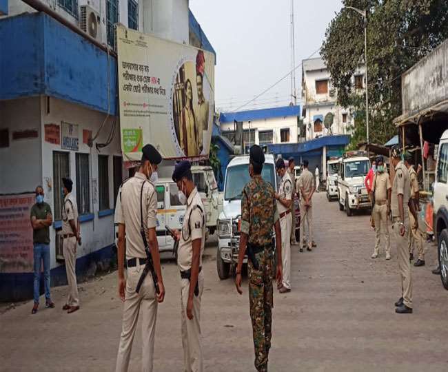 बंगाल में विधानसभा नतीजे के बाद जगह-जगह हिंसा, नंदीग्राम में भाजपा कार्यालय में लगाई आग, आरोप तृणमूल पर