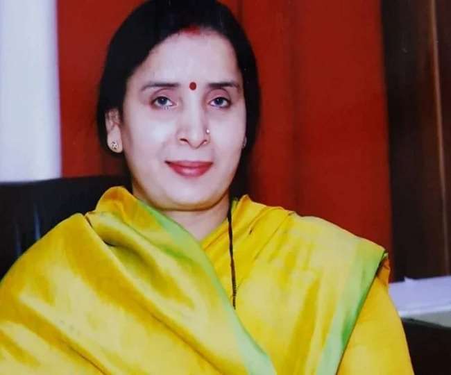 LIVE UP Panchayat Election Result 2021: मैनपुरी में भाजपा को झटका, चुनाव हारी संध्याय यादव