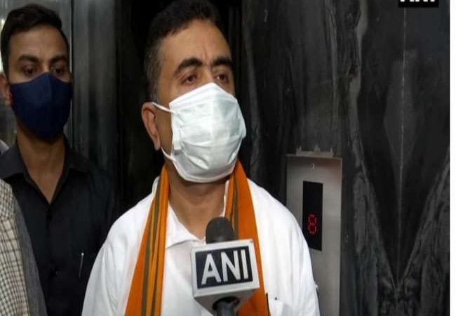 नंदीग्राम में ममता को हराने वाले सुवेंदु अधिकारी का निशाना- ‘ ऐसा पहले कभी नहीं हुआ जब चुनाव हराने के बाद भी कोई बना हो सीएम’