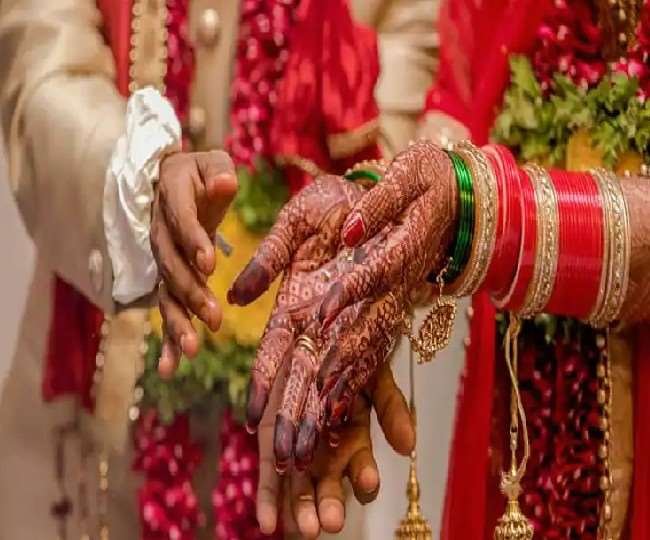 UP Lockdown Wedding Guideline: यूपी में शादियों पर रोक या छूट, सरकार के दो आदेशों से बनी असमंजस की स्थिति