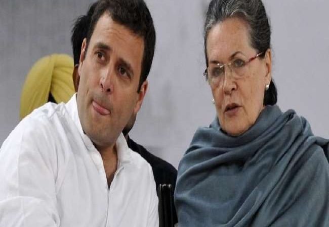 हार के बाद कांग्रेस में सियासी तूफान की आहट, असंतुष्ट खेमे के नेता दीदी में देख रहे विपक्षी नेतृत्व का चेहरा