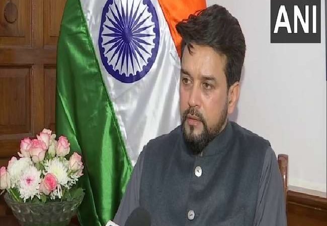 अनुराग ठाकुर बोले- वैक्सीन से कमाई का 70 फीसद हिस्सा राज्यों को मिल रहा