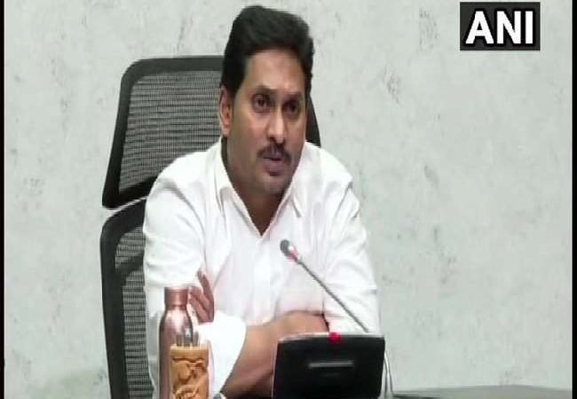 आंध्र प्रदेश: समय पर ऑक्सीजन नहीं मिलने पर 11 कोरोना मरीजों की मौत, CM जगनमोहन रेड्डी ने 10 लाख रुपये देने का किया एलान