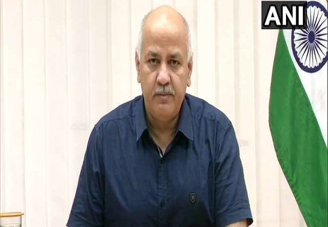 दिल्ली में तेजी से सुधरे हालात, 24 घंटे में आए 10,000 नए केस; अब सिर्फ 582 टन ऑक्सीजन की जरूरत