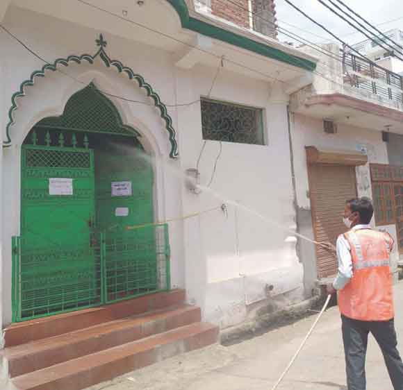 नगर निगम की सफाई व्यवस्था को उलेमाओं व पार्षदों ने सराहा