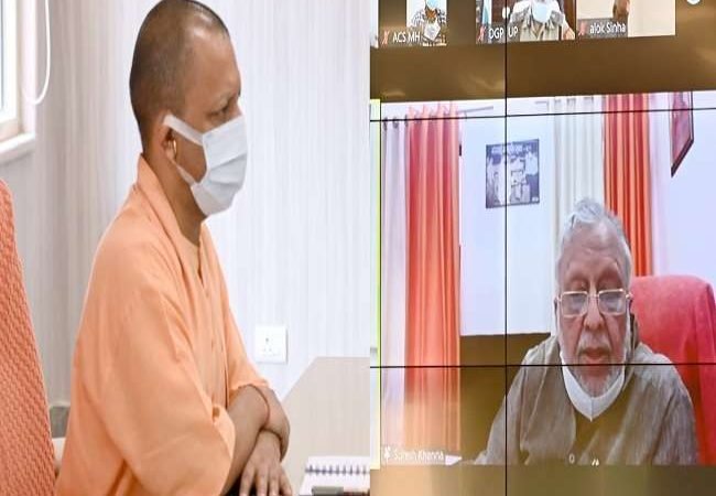 Corona Curfew Extended in UP: उत्तर प्रदेश में 24 मई तक बढ़ाया गया कोरोना कर्फ्यू, मंत्रिपरिषद की बैठक में फैसला