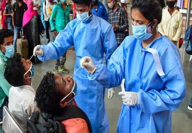 सब कुछ ठीक रहा तो भारत में आई कोरोना की दूसरी लहर दो सप्‍ताह में हो जाएगी खत्‍म- एक्‍सपर्ट