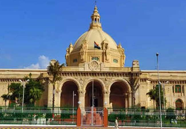 UP: एक साल में 14 माननीयों को लील गया कोरोना, सबसे ज्यादा भाजपा के विधायकों ने गंवाई जान