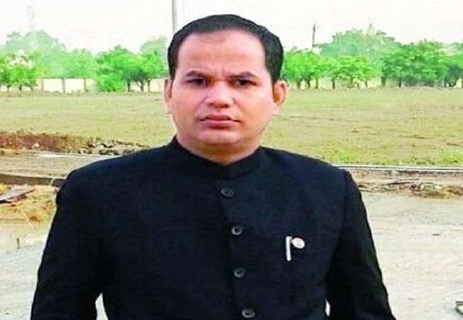 हरदोई निवासी गौरव कुमार सिंह बने सूरजपुर के कलेक्टर, भाई आशीष कुमार सिंह BJP विधायक