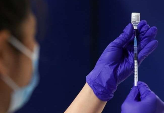 भारत में सामने आए वैरिएंट के खिलाफ भी वैक्सीन की कितनी डोज है प्रभावी, ब्रिटेन ने बताया