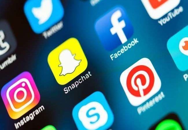 निरंकुश इंटरनेट मीडिया को भारी पड़ेगी मनमानी, केंद्र सरकार कर रही कार्रवाई की तैयारी