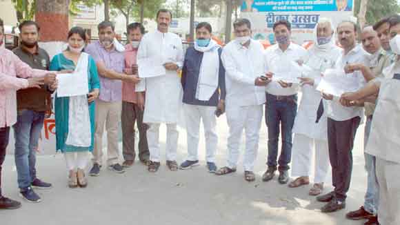 दूसरे दिन भी नवनिर्वाचित जिला पंचायत सदस्यों को किए प्रमाण पत्र वितरित