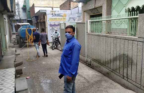 नेचलगढ़ और खानकाह में चलाया सैनिटाइजेशन अभियान